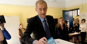 Fassino_interna