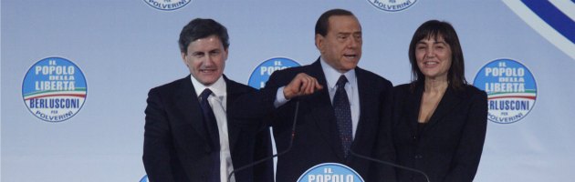 Election day, lo spettro che terrorizza Berlusconi. Alemanno: ‘Ci sto pensando’