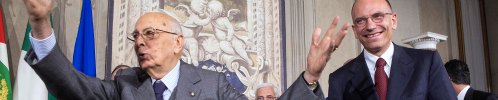 Napolitano: "Governo politico, unico possibile" Grillo: "E il terzo giorno resuscitò Barabba" 