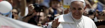 Papa Francesco: "Oggi la tragedia è crisi banche, non chi ha fame" 