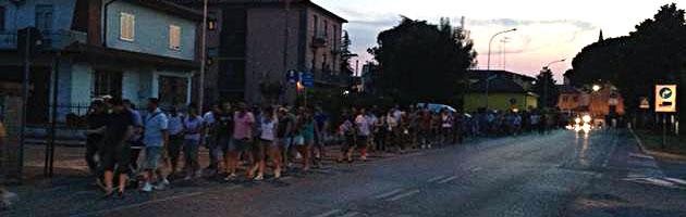 Ferrara, il paese marcia contro il campo rom (che non c’è e non ci sarà)