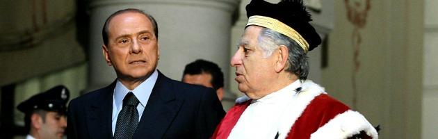 Condanna Berlusconi, il Cavaliere e la favola delle toghe rosse