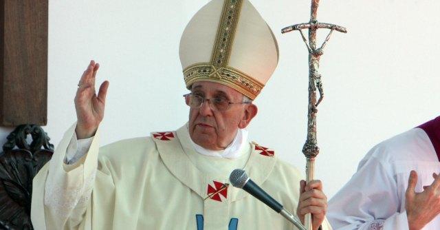 Papa Francesco, il pm Gratteri: “La sua pulizia preoccupa la mafia”