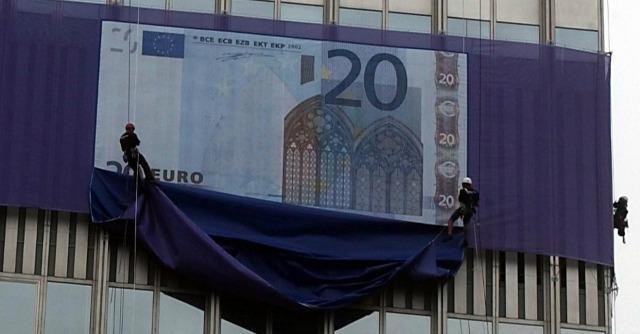 Euro, tutte le bugie e i miraggi sull’uscita dalla moneta unica
