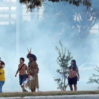 Mondiali, indigeni protestano a Brasilia