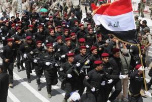 Iraq, sfilata miliziani sciiti