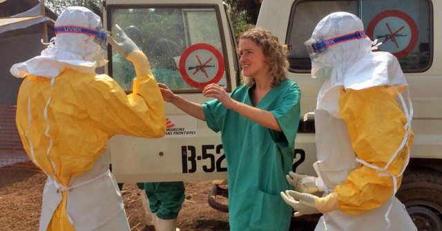 Ebola, è allarme in Uk. Il governo Cameron convoca riunione: “È una minaccia”
