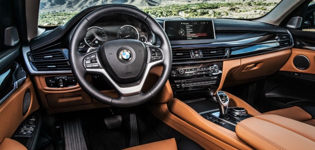 BMW X6 prova Fatto Q abitacolo