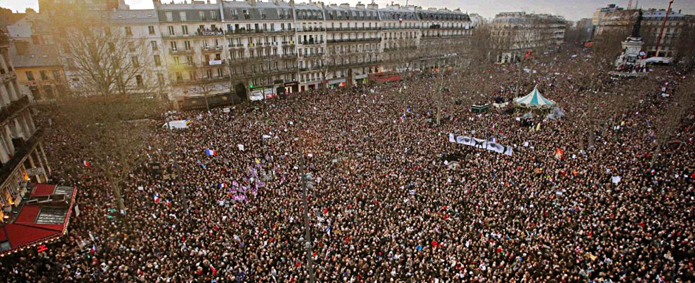 Terroristi Parigi, la marcia repubblicana: 2 milioni di persone in tutta la Francia