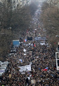 Parigi, un milione in piazza per ricordare le vittime di Charlie