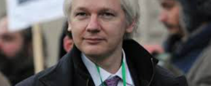 Assange, comitato Onu gli dà ragione: “Ingiusta detenzione” in ambasciata