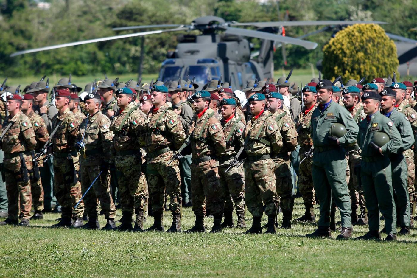 Cerimonia per il 151mo anniversario della costituzione dell'Esercito italiano