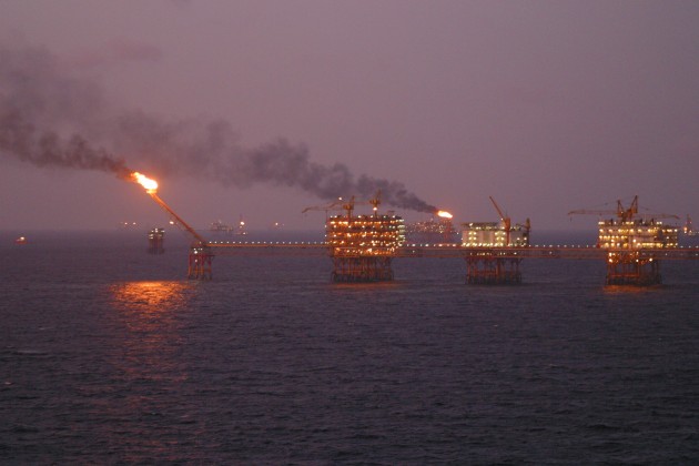 An_oil_rig_offshore_Vungtau