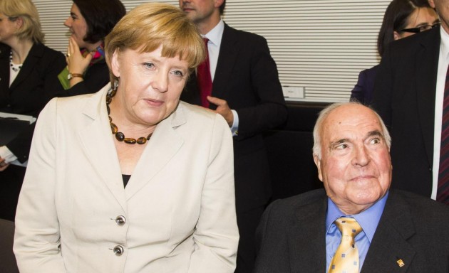 Helmut Kohl e Angela Merkel in Parlamento