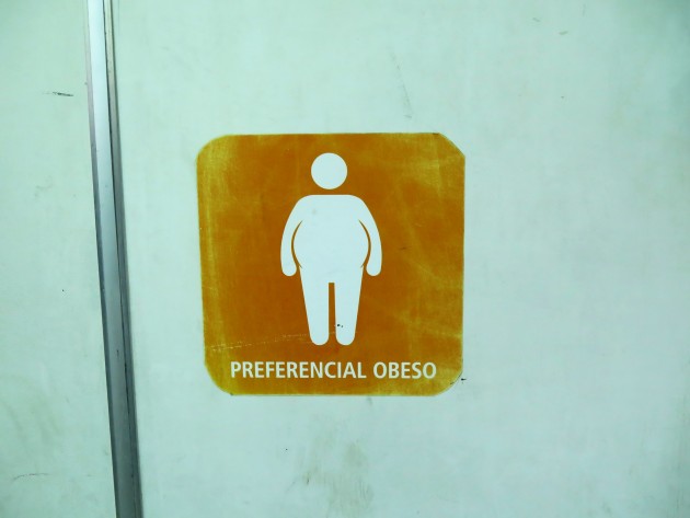 Riservato agli obesi. Su un traghetto popolare a Rio