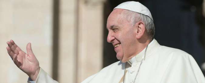 Papa Francesco: “Le morti dei migranti sono crimini che offendono l’umanità”