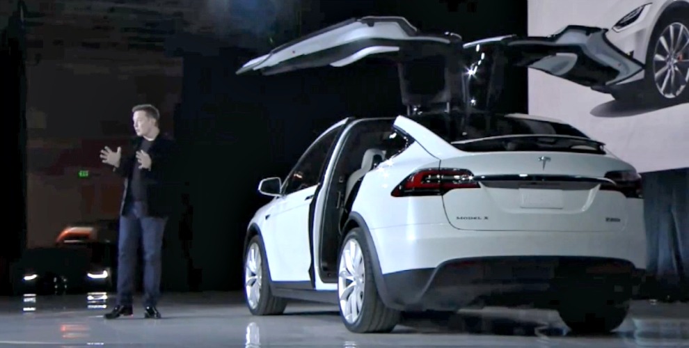 Tesla Model X presentazione 29 settembre 2015