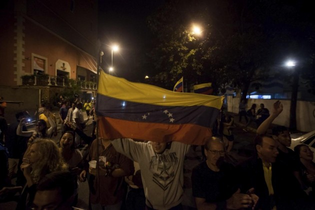 Elezioni in Venezuela, Maduro sconfitto: vince l'opposizione antichavista