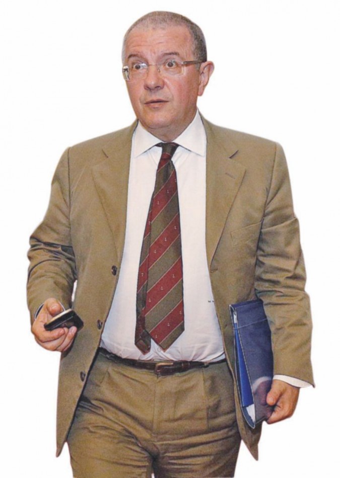 Il senatore Massimo Mucchetti