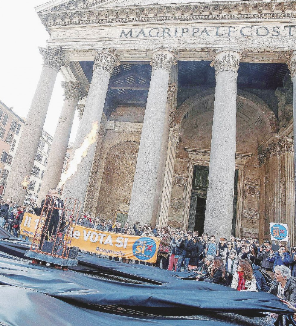 Il flash mob contro le trivelle.