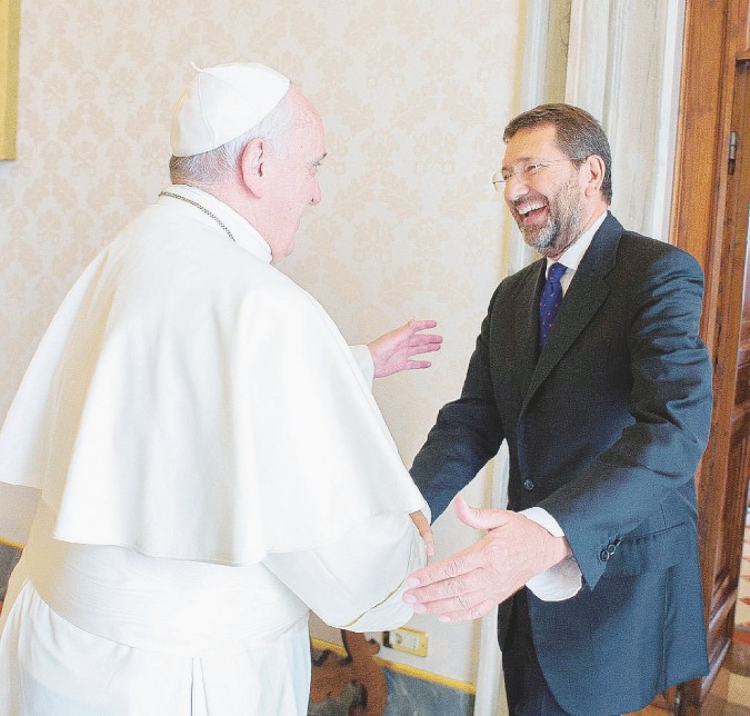 Papa Francesco riceve il sindaco di Roma Ignazio Marino