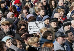 Ucraina, manifestazione a Kiev per liberazione di pilota Savchenko