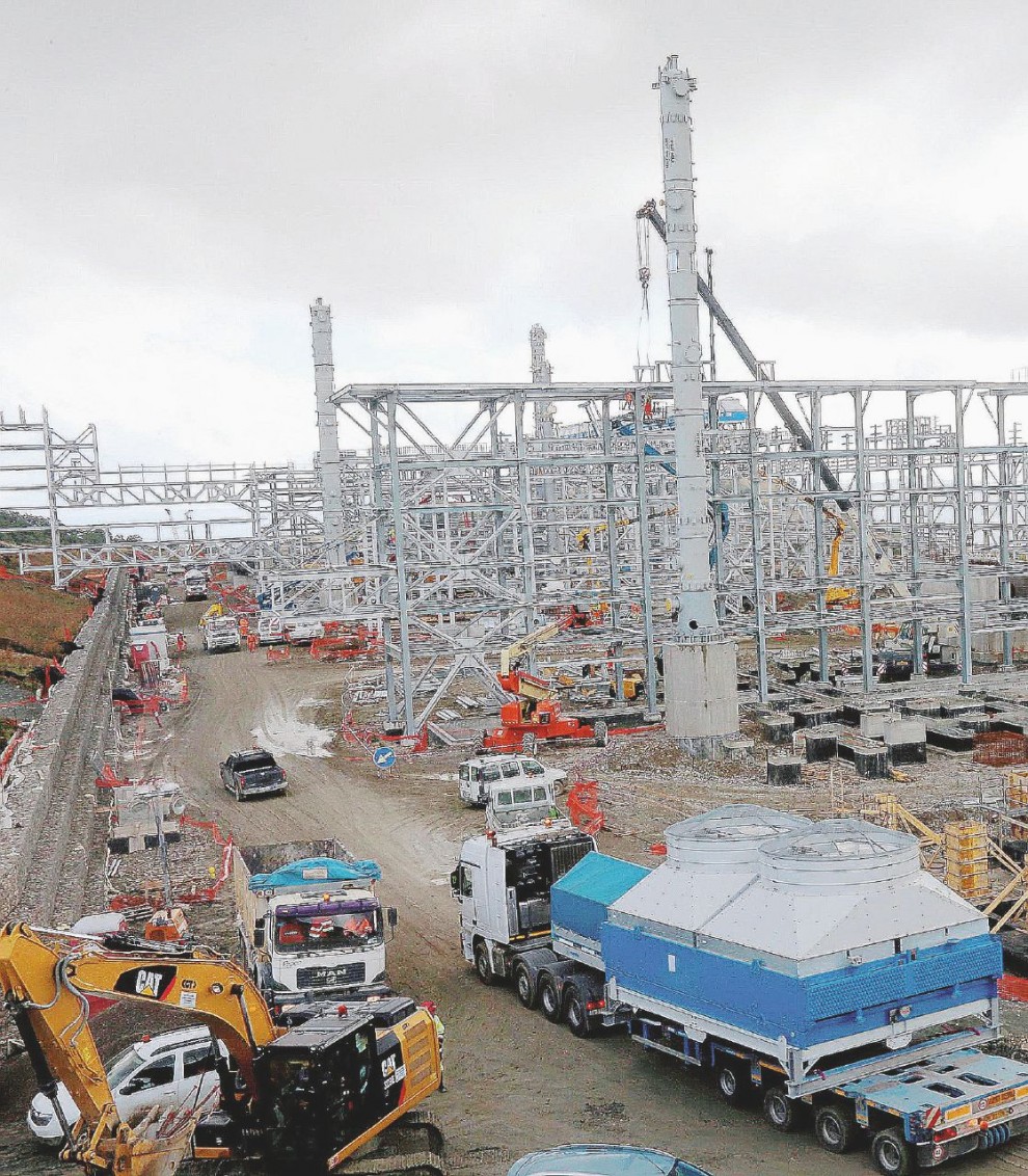 Sotto la lente dei pm  -  Il centro Total di Tempa Rossa a Corleto Perticara (Potenza), al centro delle indagini - Ansa
