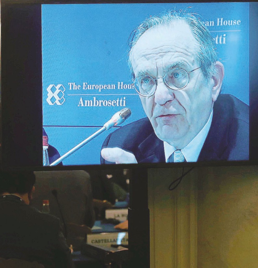 Il ministro dell’Economia, Pier Carlo Padoan  -  Ansa
