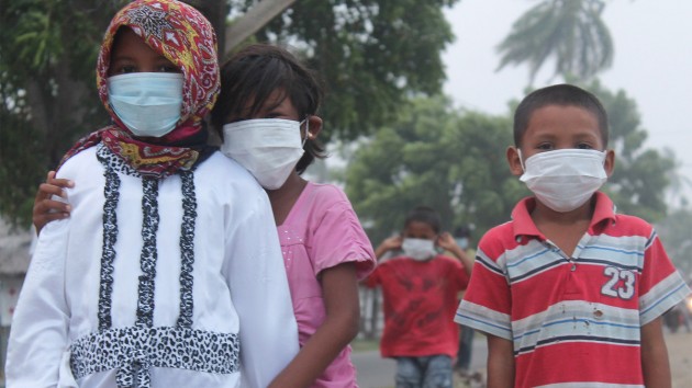Children wear masks to prevent respiratory infections from