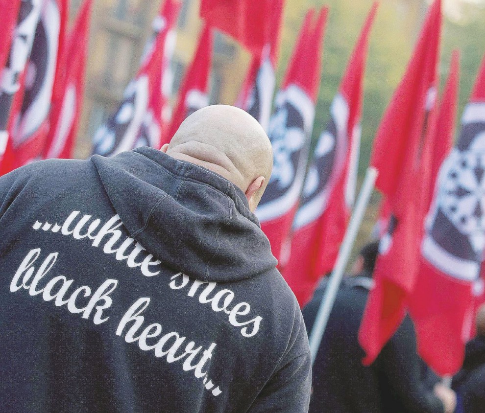 CORTEI ROMA: CASAPOUND; CORI CONTRO MONTI, 'RIVOLUZIONE'