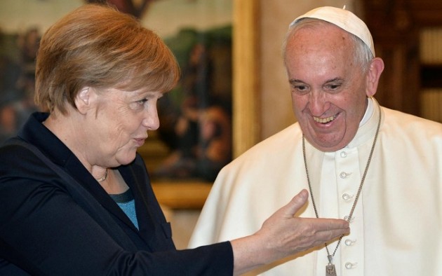 Vaticano, Papa Francesco riceve Angela Merkel