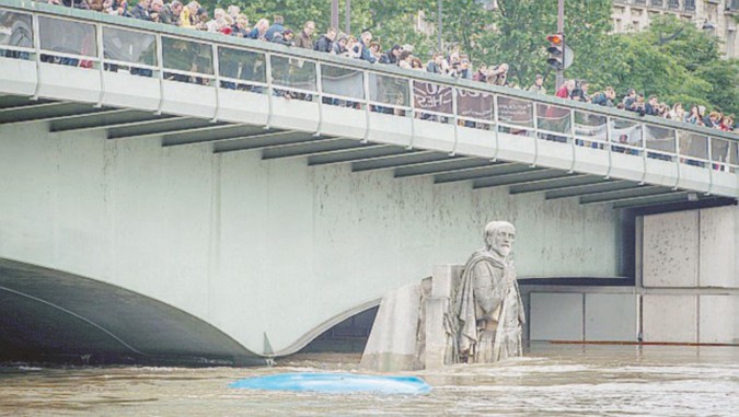 High waters of Seine river in Paris