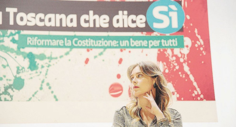 Il volto da copertina dei favorevoli - La ministra Maria Elena Boschi non ha dato solo il nome alla riforma della Costituzione, ma sarà il volto pubblico della campagna per il Sì - LaPresse