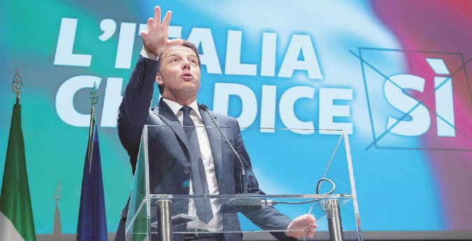 Annunci e speranze - Il premier Matteo Renzi durante l'apertura della campagna per il sì a Firenze - Ansa