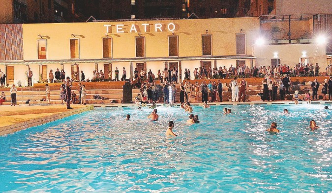 Alla “De Chirico” I Bagni misteriosi in via Botta, in pieno centro a Milano - Fotogramma
