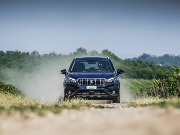 SUZUKI S-CROSS