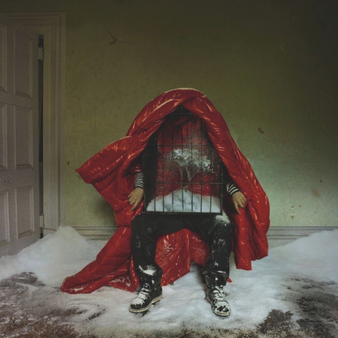 L’ultima foto pubblicitaria di Moncler. Titolo :“A Surrealist Fantasy” di Annie Leibovitz  -  Facebook