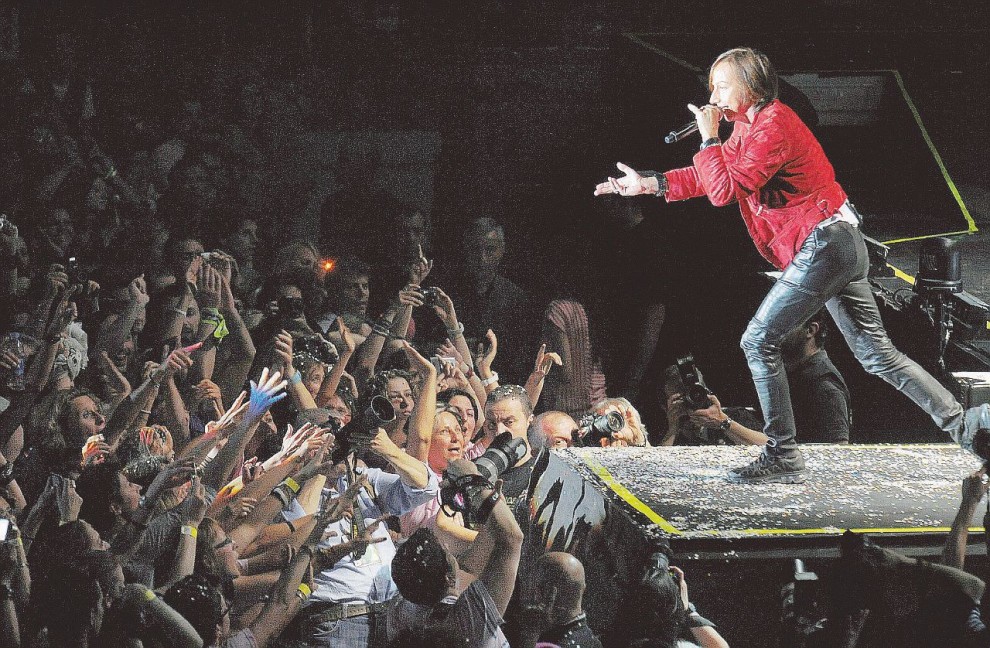 MUSICA: CONCERTO DI GIANNA NANNINI AL PALAOLIMPICO DI TORINO