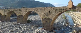 fiume in secca 675