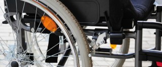 sedia a rotelle 675