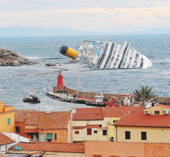 UN ANNO DI IMMAGINI NEL LIBRO 'PHOTOANSA 2012'