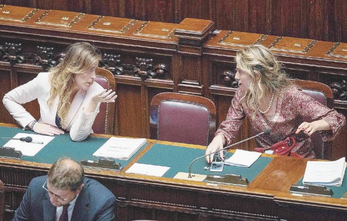 Camera dei Deputati - Votazione della mozione di SI su modifica Italicum