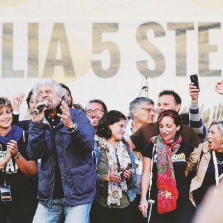 Alla prova  Beppe Grillo e il Movimento a Roma stanno affrontando la prima vera occasione di governo  -  LaPresse