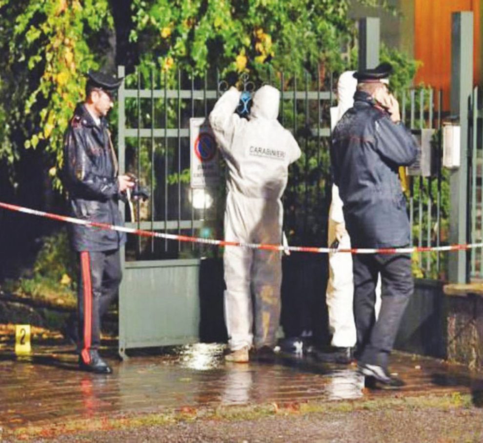 ARCHITETTO UCCISO: ALTRI 3 ARRESTI, SI CERCA IL MOVENTE