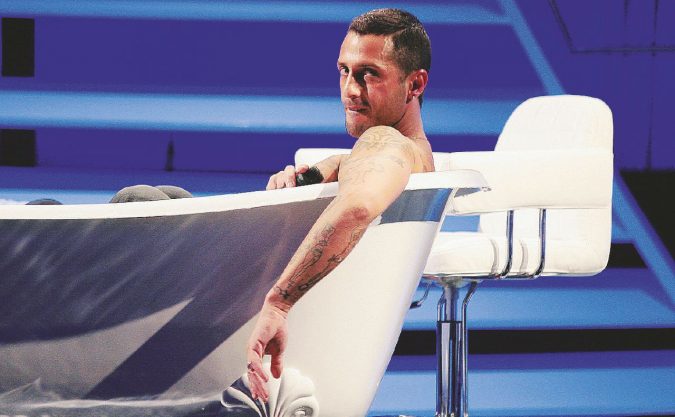 Il paparazzo - Fabrizio Corona è figlio di Vittorio, giornalista di settimanali femminili - LaPresse