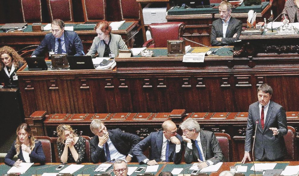 Renzi, inaccettabili regole burocratiche davanti sisma