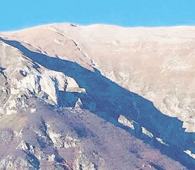 La cicatrice, Il monte Vettore lesionato dal terremoto