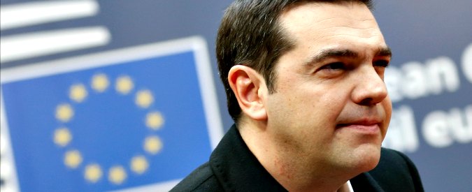 Grecia, Eurogruppo fa marcia indietro su alleggerimento del debito. Nel mirino la tredicesima di Tsipras ai pensionati poveri