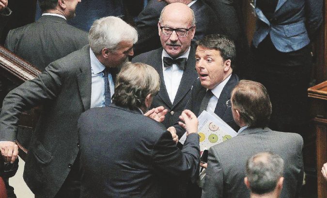 I tre amigos - Matteo Renzi tiene banco alla Camera.