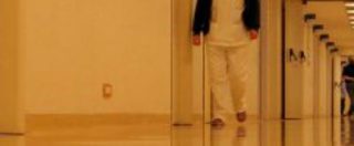 12 gennaio 2011 Bari Neurochirurgia denunce da parte di dottori e anstesisti per rivelazioni di importanti fasi di lavoro nel interno esterno Neurochirurgia